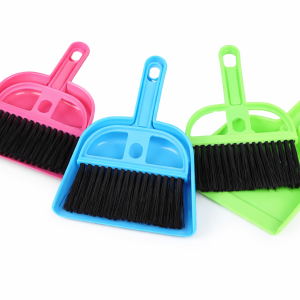 Mini Dustbin With Brush